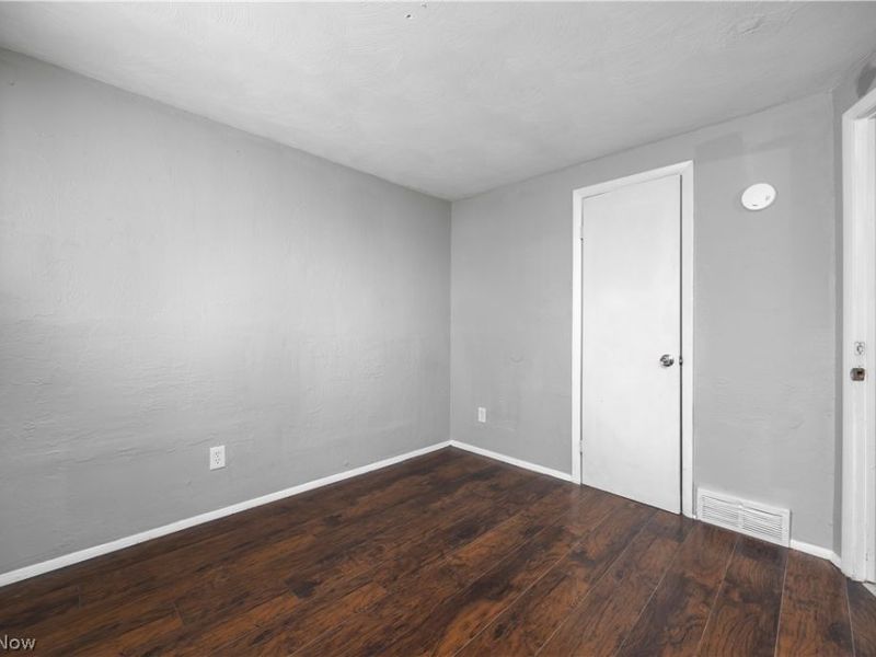 1627 E 33rd Street, Lorain, OH 44055 Photo 15