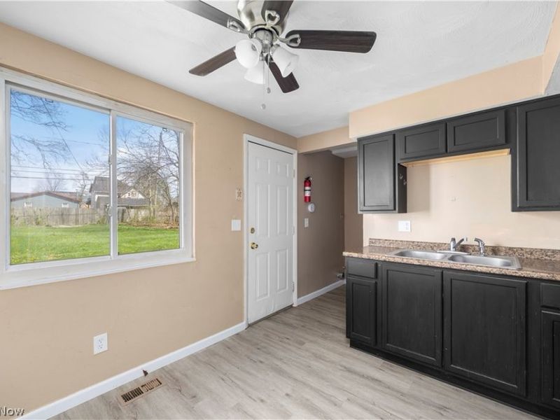 1627 E 33rd Street, Lorain, OH 44055 Photo 22