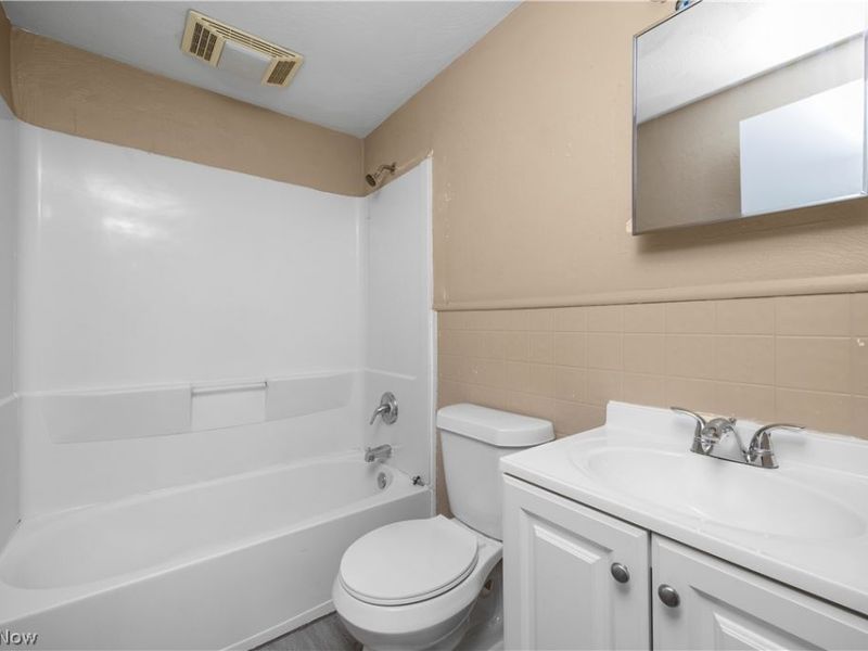 1627 E 33rd Street, Lorain, OH 44055 Photo 27