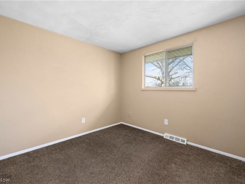 1627 E 33rd Street, Lorain, OH 44055 Photo 28