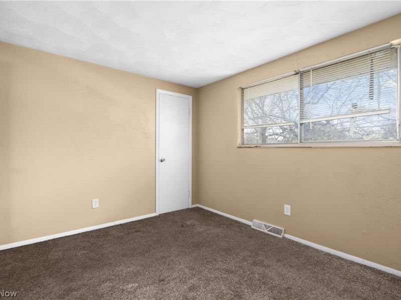 1627 E 33rd Street, Lorain, OH 44055 Photo 32