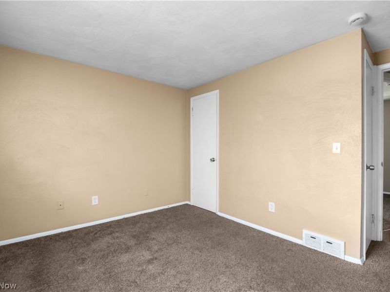 1627 E 33rd Street, Lorain, OH 44055 Photo 34