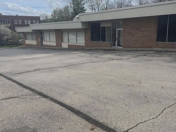 1 E Pleasant Street, Springfield, OH 45506