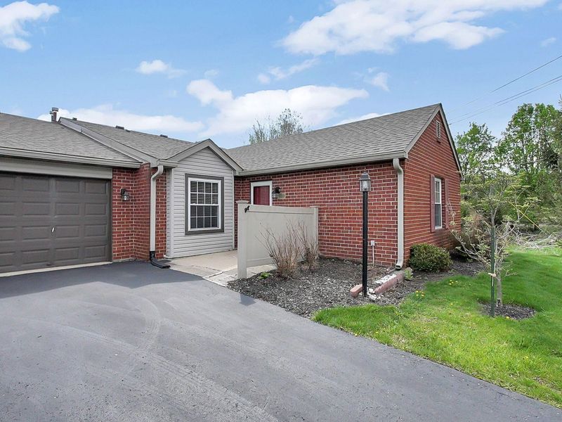 1160 Stoneycreek Court, Lancaster, OH 43130 Photo 3