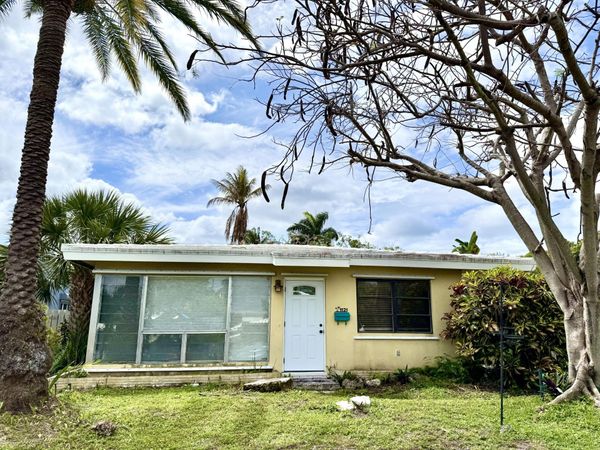 1121 NE 16th Terrace, Fort Lauderdale, FL 33304