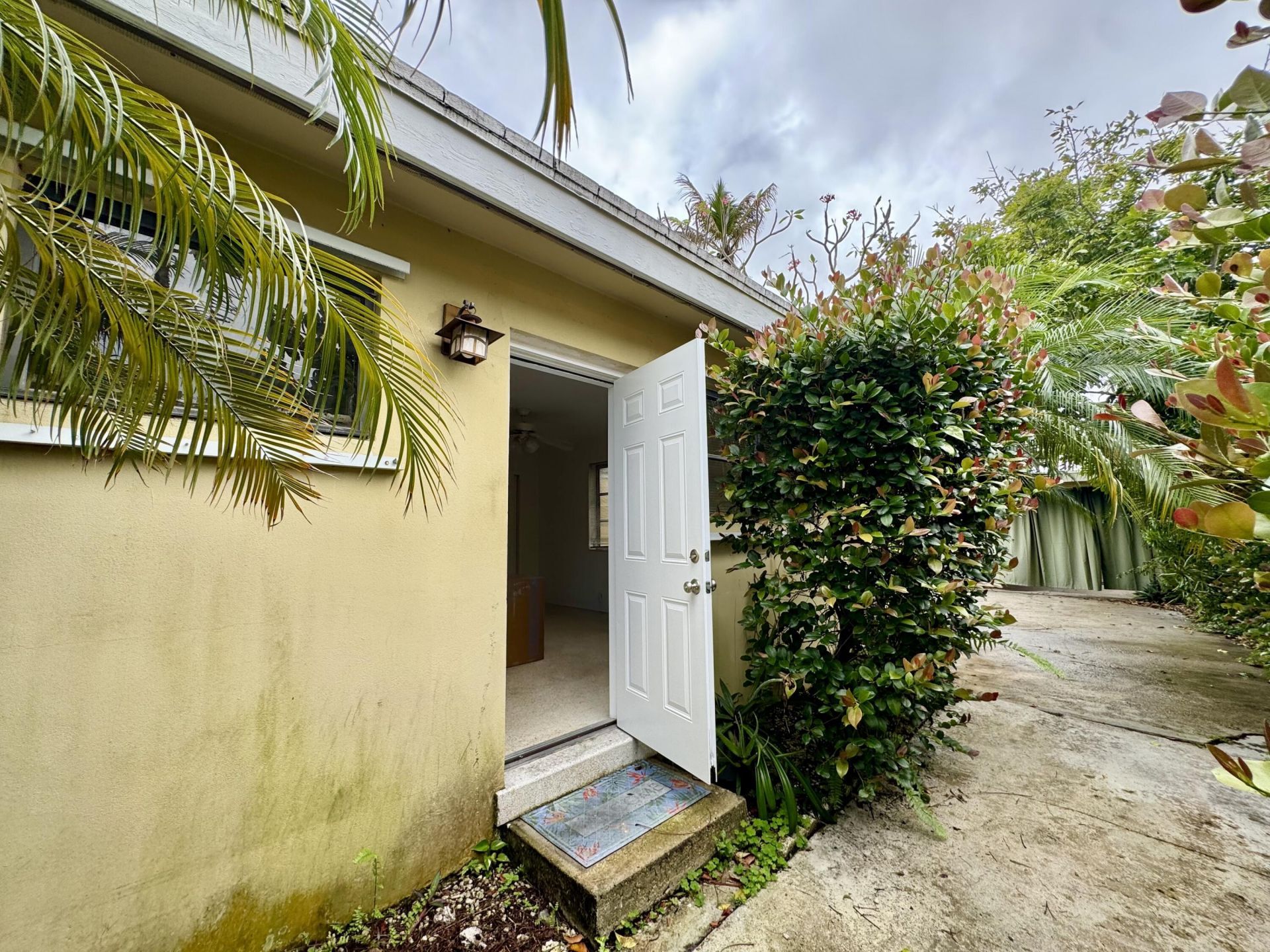1121 NE 16th Terrace, Fort Lauderdale, FL 33304 Photo
