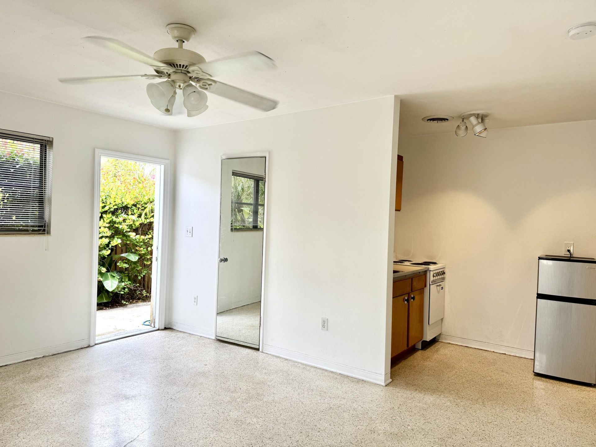 1121 NE 16th Terrace, Fort Lauderdale, FL 33304 Photo