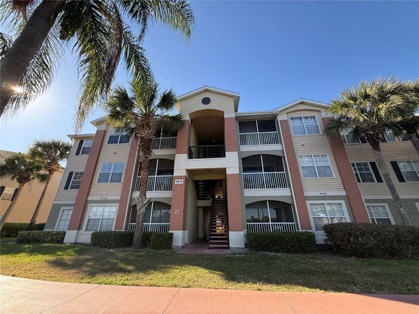 1979 SUMMER CLUB DRIVE , Unit 213, OVIEDO, FL 32765