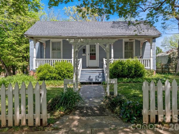 15 W Sprague Street , Winston Salem, NC 27127