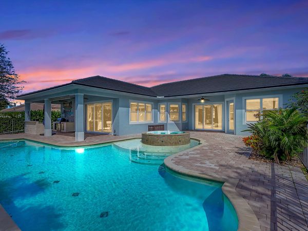 7186 SW Quiet River Court, Stuart, FL 34997