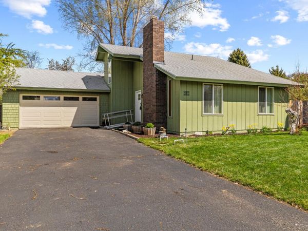 5081 Southview Drive, Klamath Falls, OR 97603