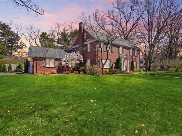 324 Farmington Road, Longmeadow, MA 01106