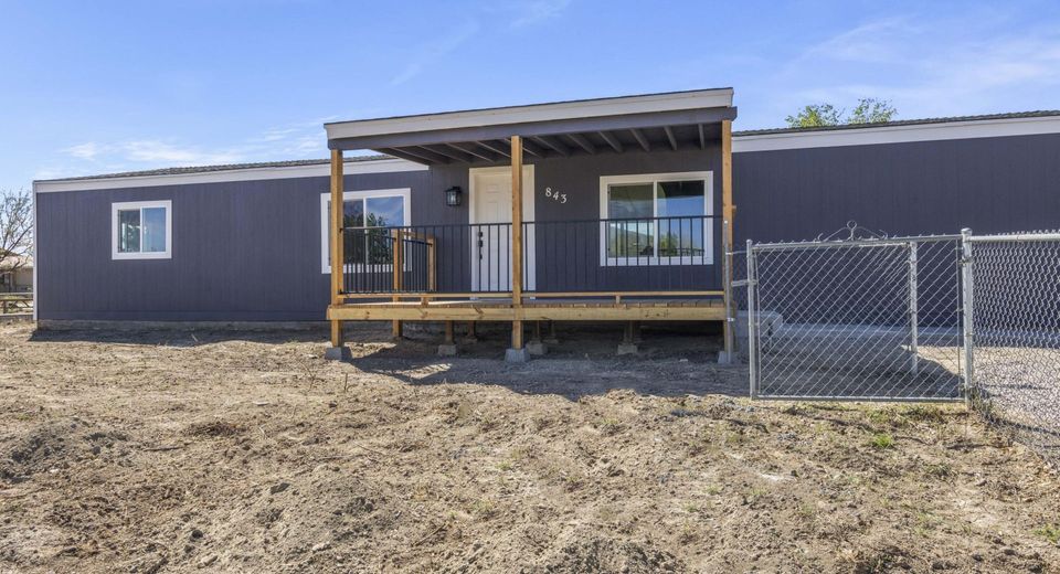 843 Silver Way, Fernley, NV 89408 Photo