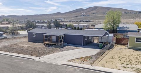 843 Silver Way, Fernley, NV 89408 Photo