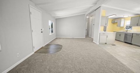 843 Silver Way, Fernley, NV 89408 Photo