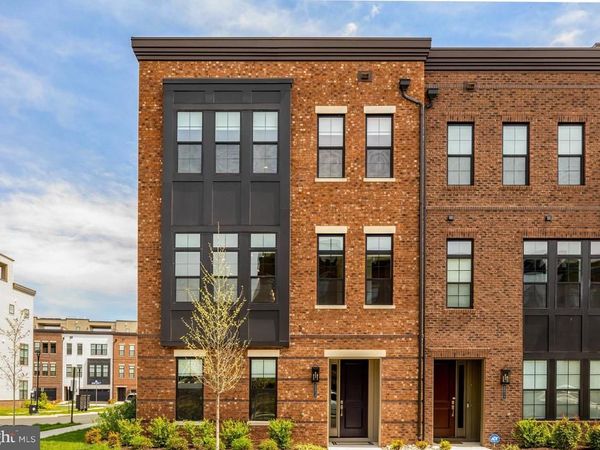 22212 FOUNDATION DRIVE, ASHBURN, VA 20148