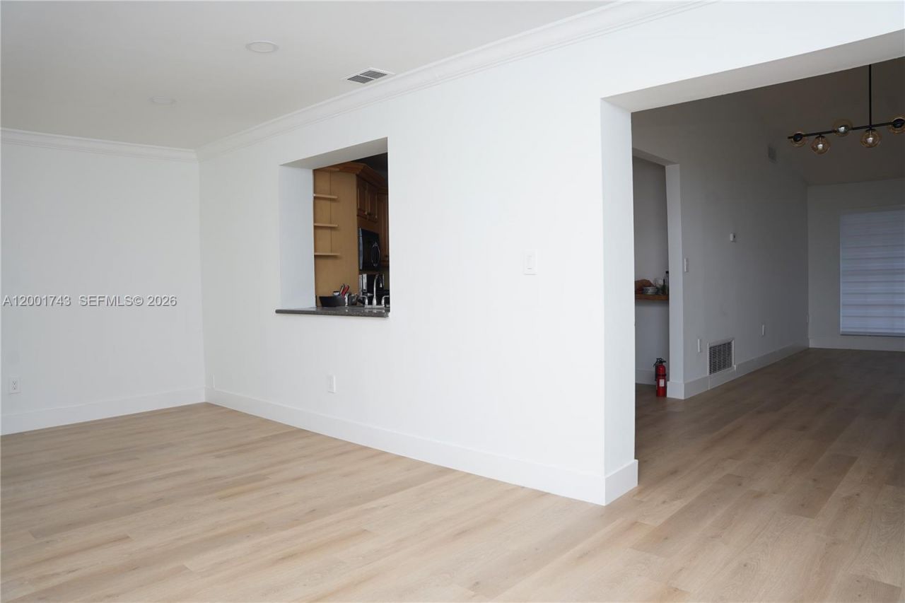 4290 NW 120th Way, Sunrise, FL 33323 Photo