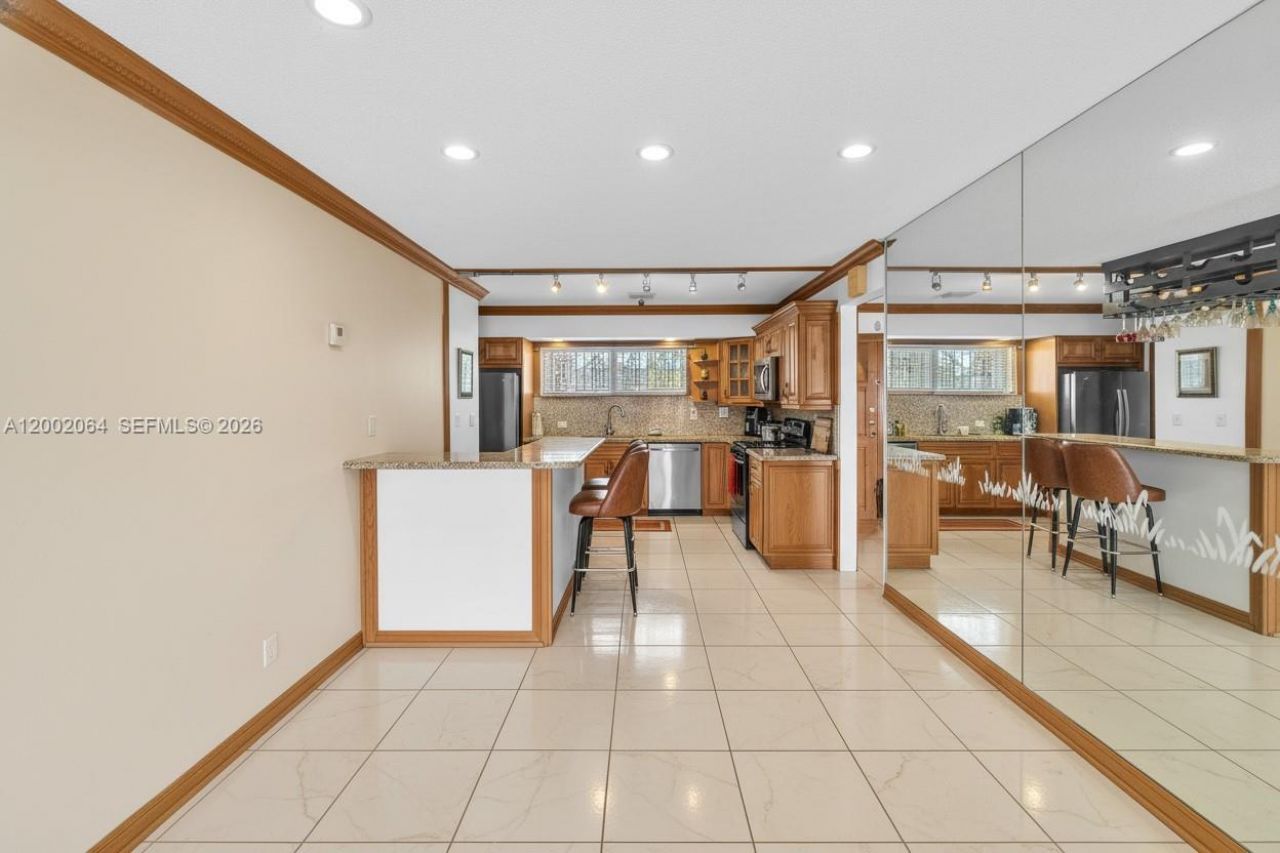 12310 SW 39th Terrace, Miami, FL 33175 Photo