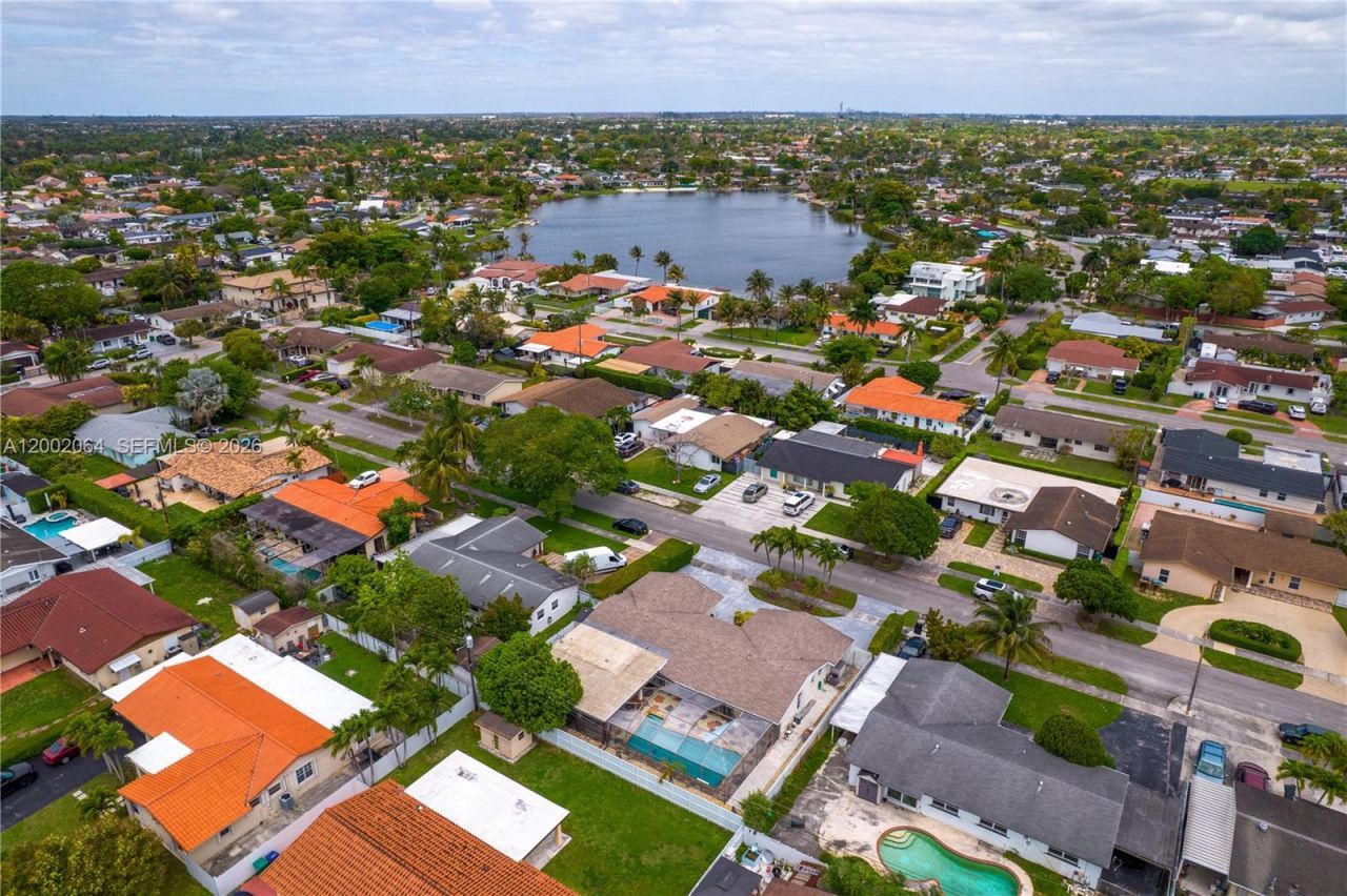 12310 SW 39th Terrace, Miami, FL 33175 Photo