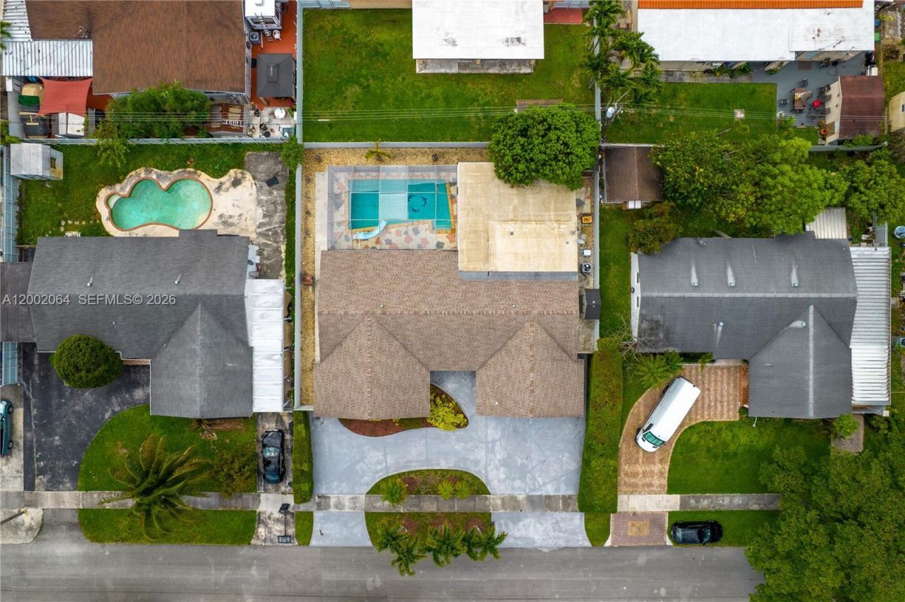 12310 SW 39th Terrace, Miami, FL 33175 Photo