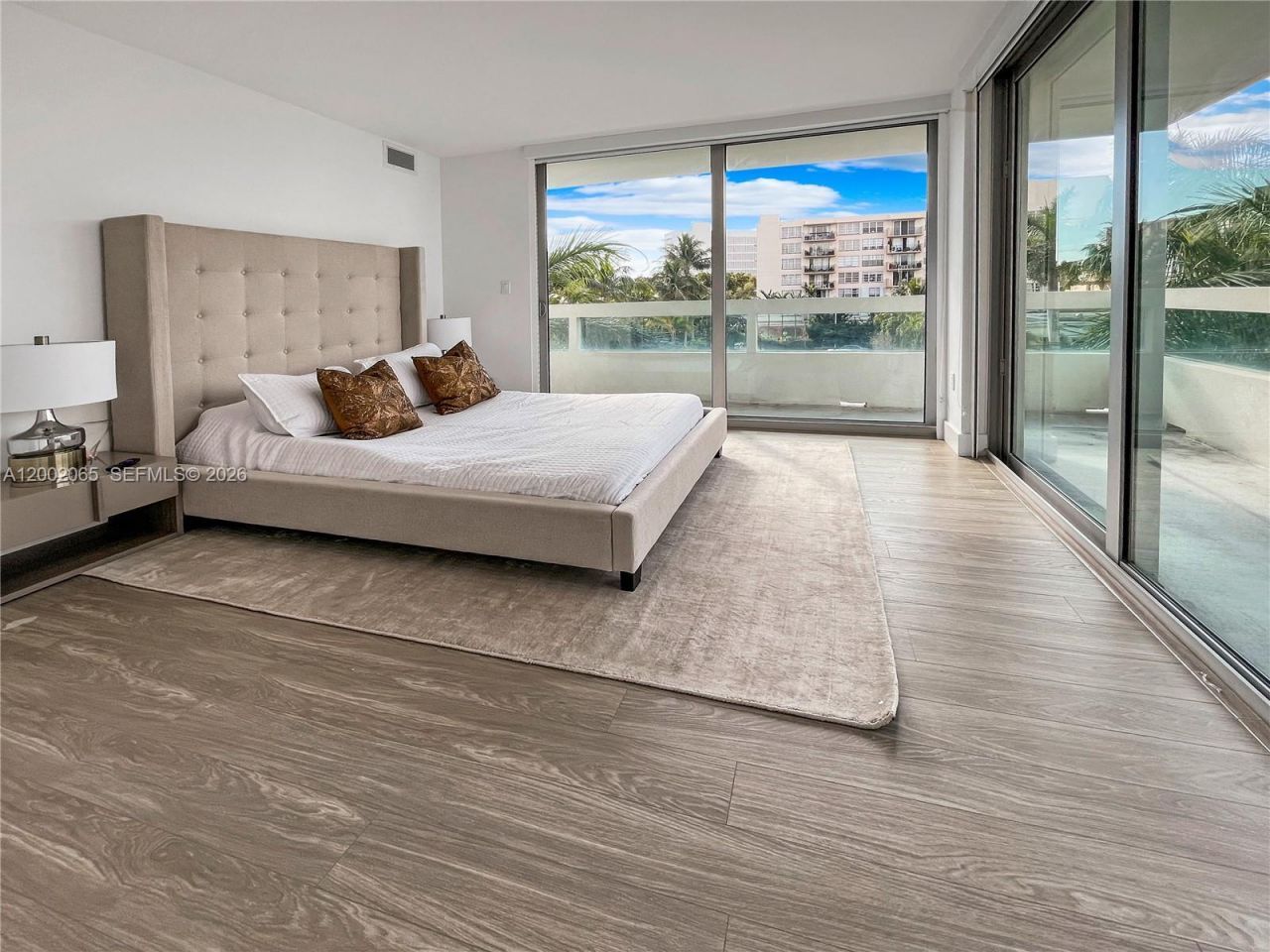 1025 92nd St, Unit 401, Bay Harbor Islands, FL 33154 Photo