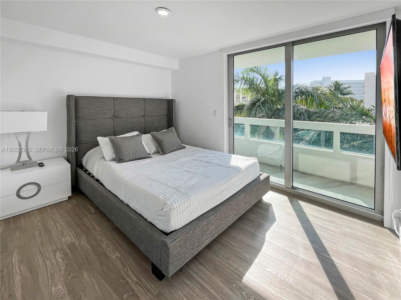 1025 92nd St, Unit 401, Bay Harbor Islands, FL 33154 Photo