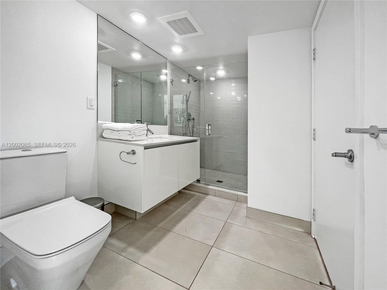 1025 92nd St, Unit 401, Bay Harbor Islands, FL 33154 Photo