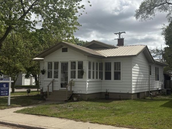 2208 Torrent Street, Muskegon, MI 49441
