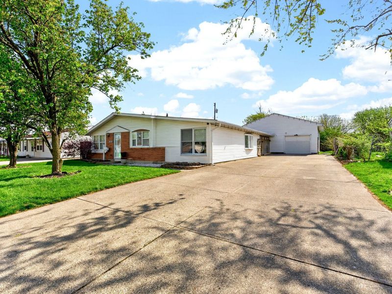 202 Braun Street, New Carlisle, OH 45344 Photo 2