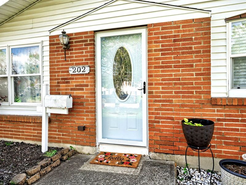 202 Braun Street, New Carlisle, OH 45344 Photo 4