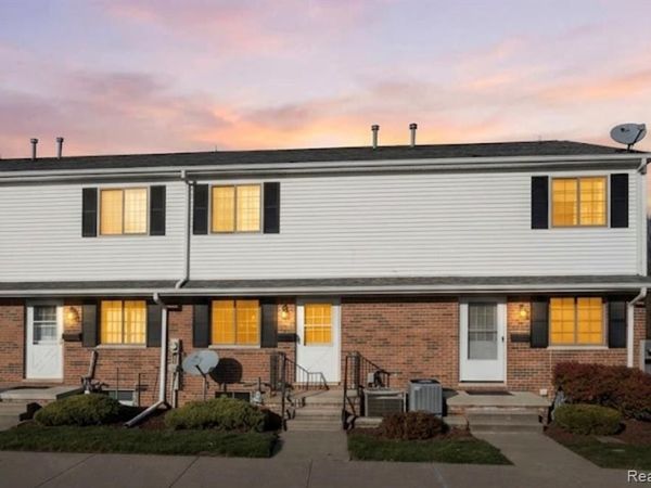 125 Cuttle Road, Marysville, MI 48040