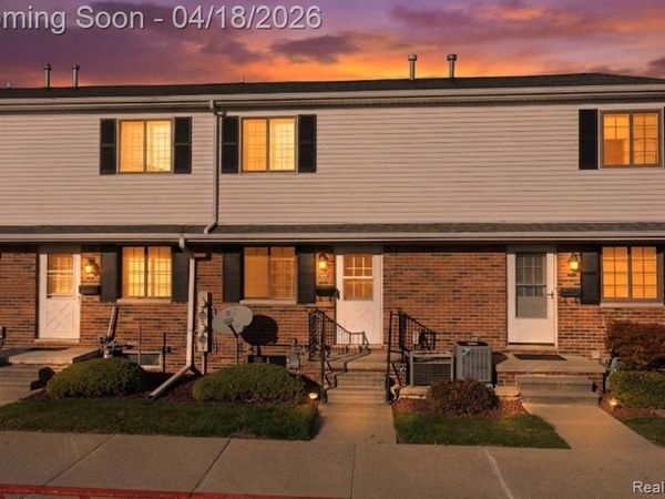 125 Cuttle Road, Marysville, MI 48040