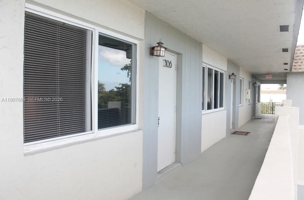 1400 NE 54th St, Unit 306, Fort Lauderdale, FL 33334 Photo