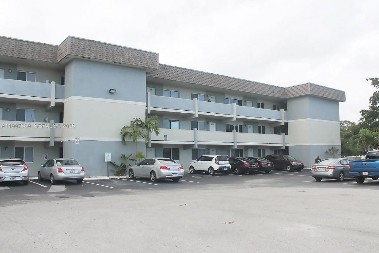 1400 NE 54th St, Unit 306, Fort Lauderdale, FL 33334 Photo
