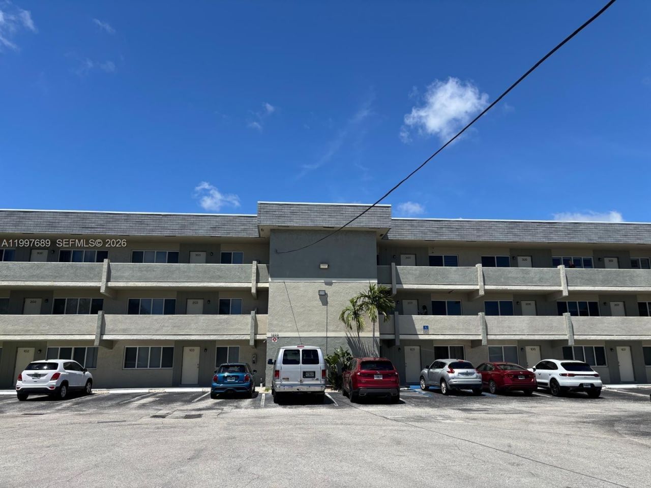 1400 NE 54th St, Unit 306, Fort Lauderdale, FL 33334 Photo