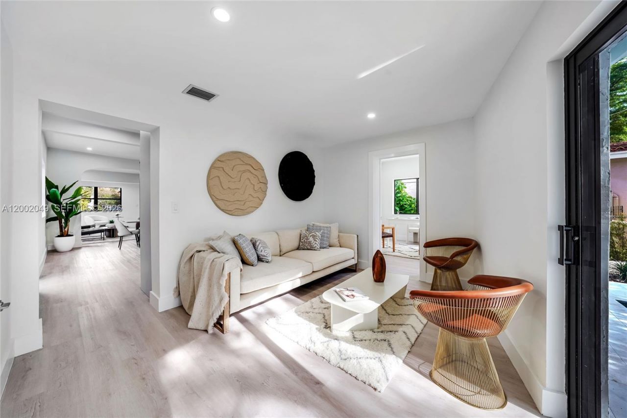 1230 Pizarro St, Coral Gables, FL 33134 Photo
