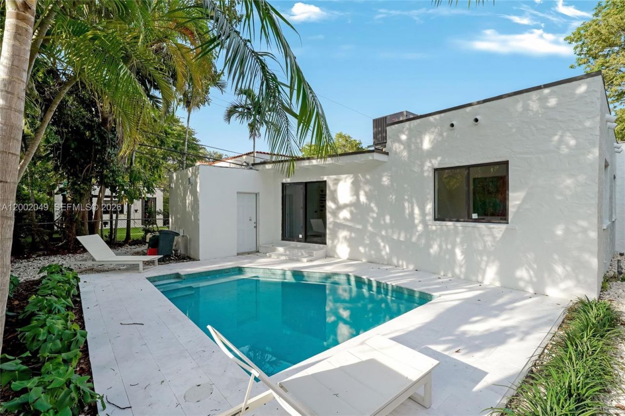 1230 Pizarro St, Coral Gables, FL 33134 Photo