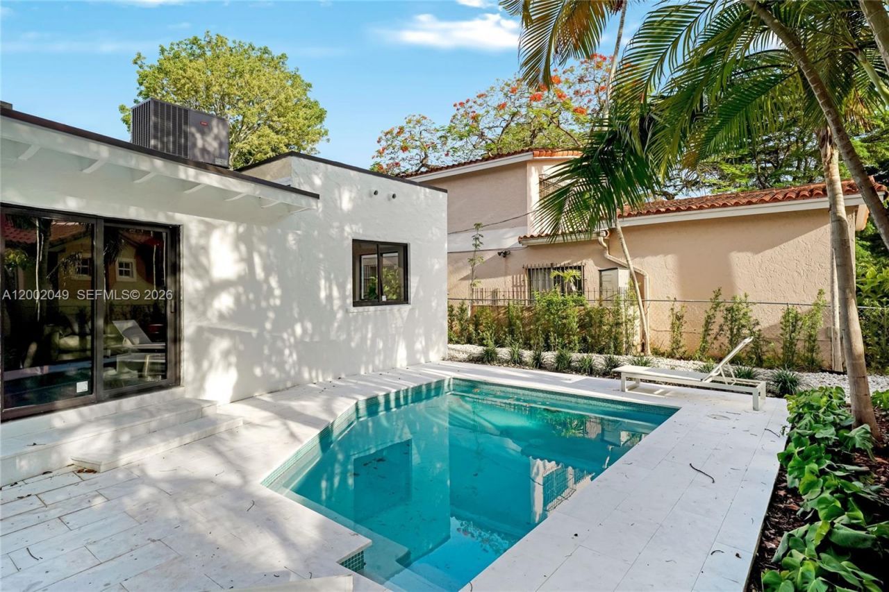 1230 Pizarro St, Coral Gables, FL 33134 Photo