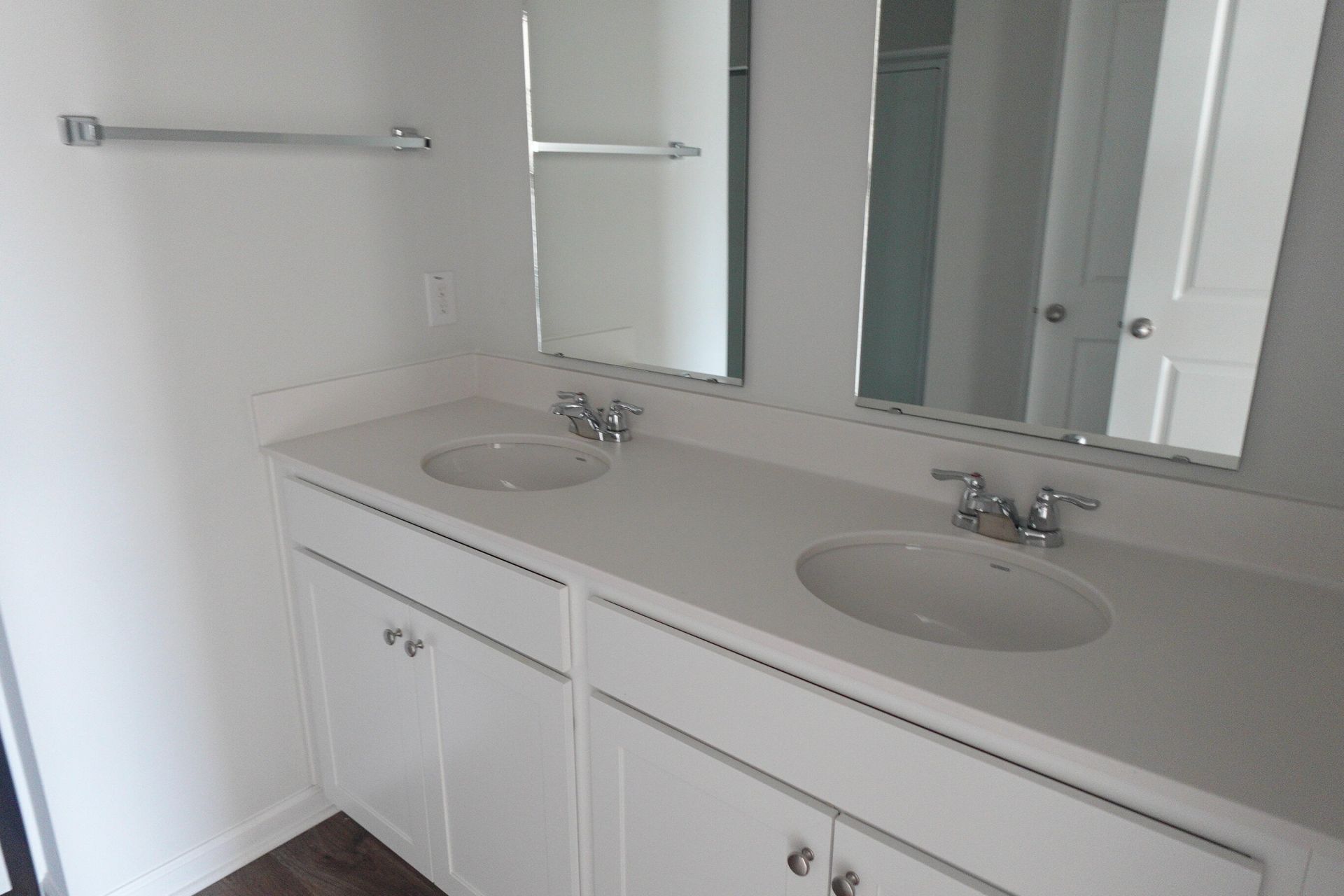 436 Cedarview Road Photo 9