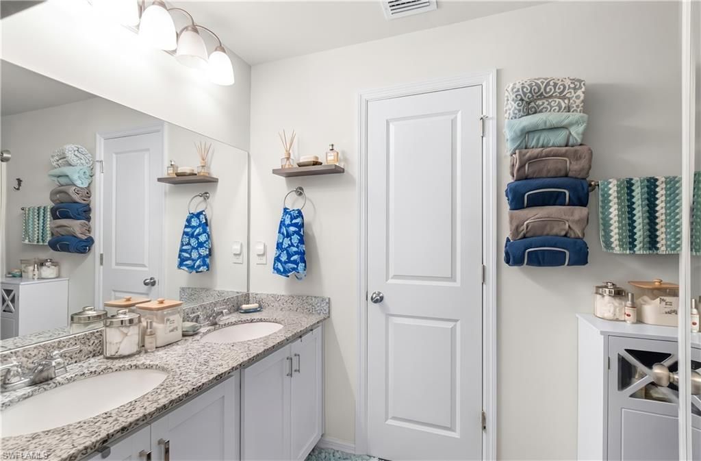 9158 Aegean Cir, Lehigh Acres, FL 33936 Photo