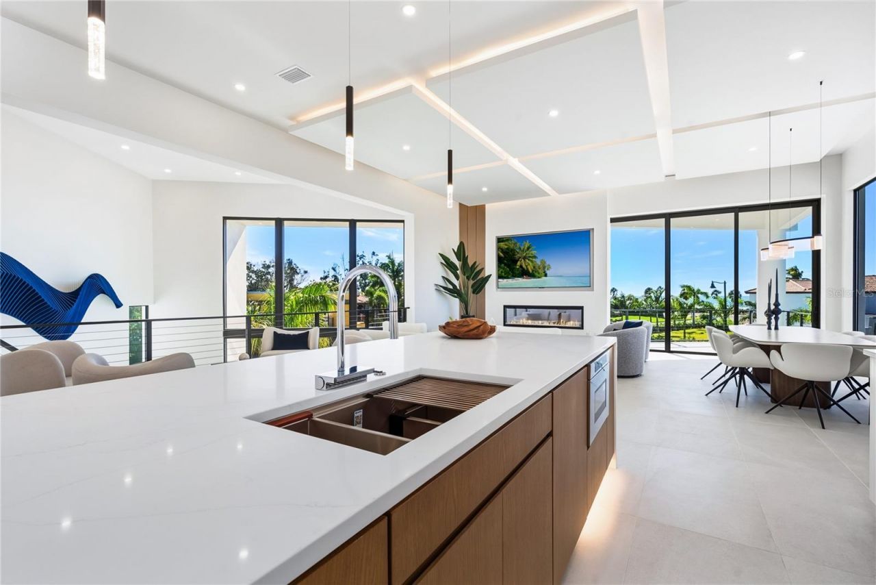 519 Rountree Drive, Longboat Key, FL 34228 Photo