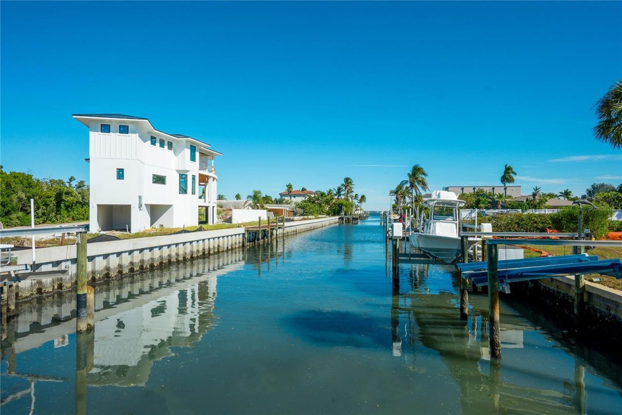 519 Rountree Drive, Longboat Key, FL 34228 Photo