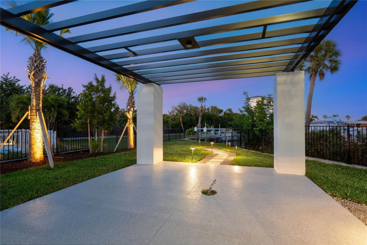 519 Rountree Drive, Longboat Key, FL 34228 Photo