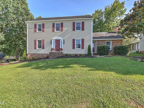 1420 Ruthbrooke Drive, Mount Carmel, TN 37645