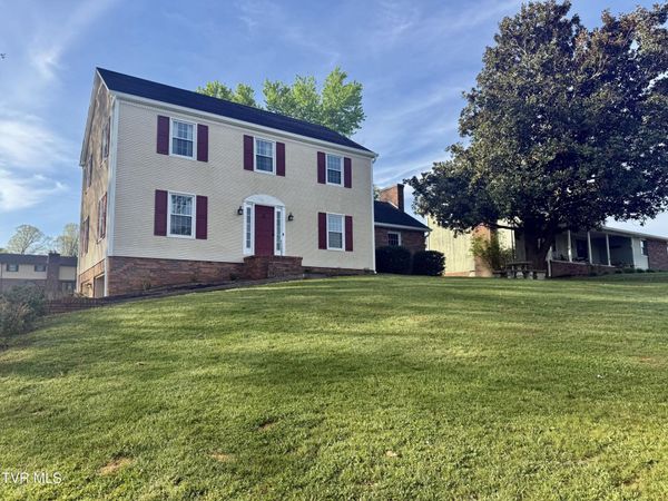 1420 Ruthbrooke Drive, Mount Carmel, TN 37645