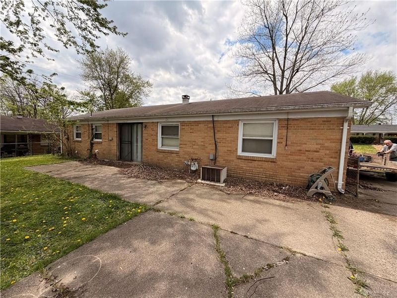 102 McCraw Drive, Union, OH 45322 Photo 2