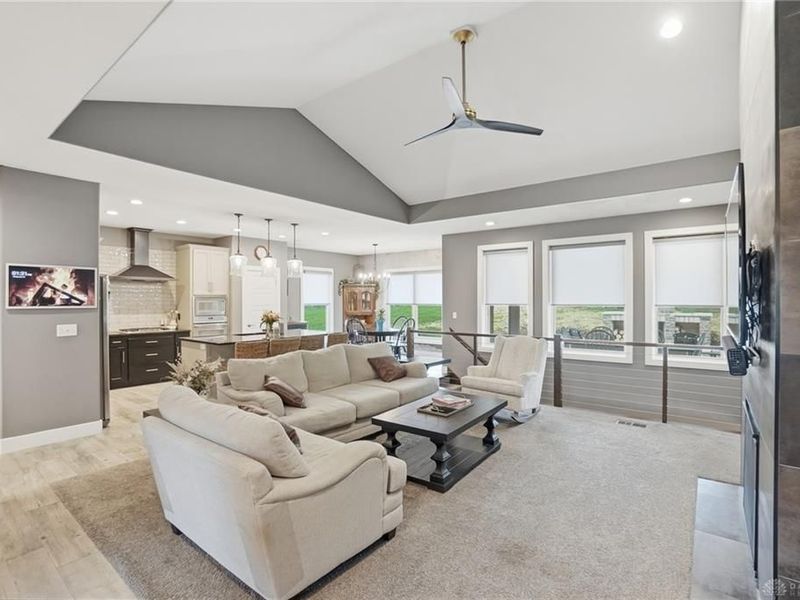 1599 Fox Trail, Bellbrook, OH 45305 Photo 11