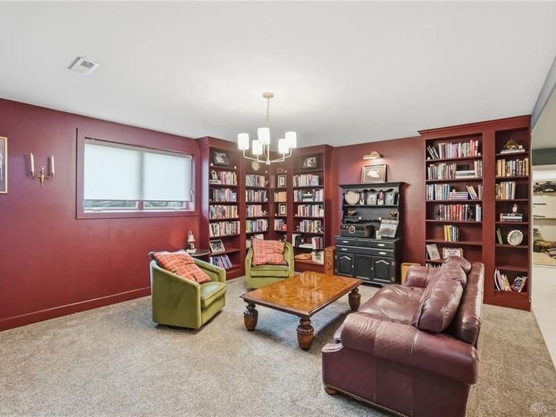 1599 Fox Trail, Bellbrook, OH 45305 Photo 32