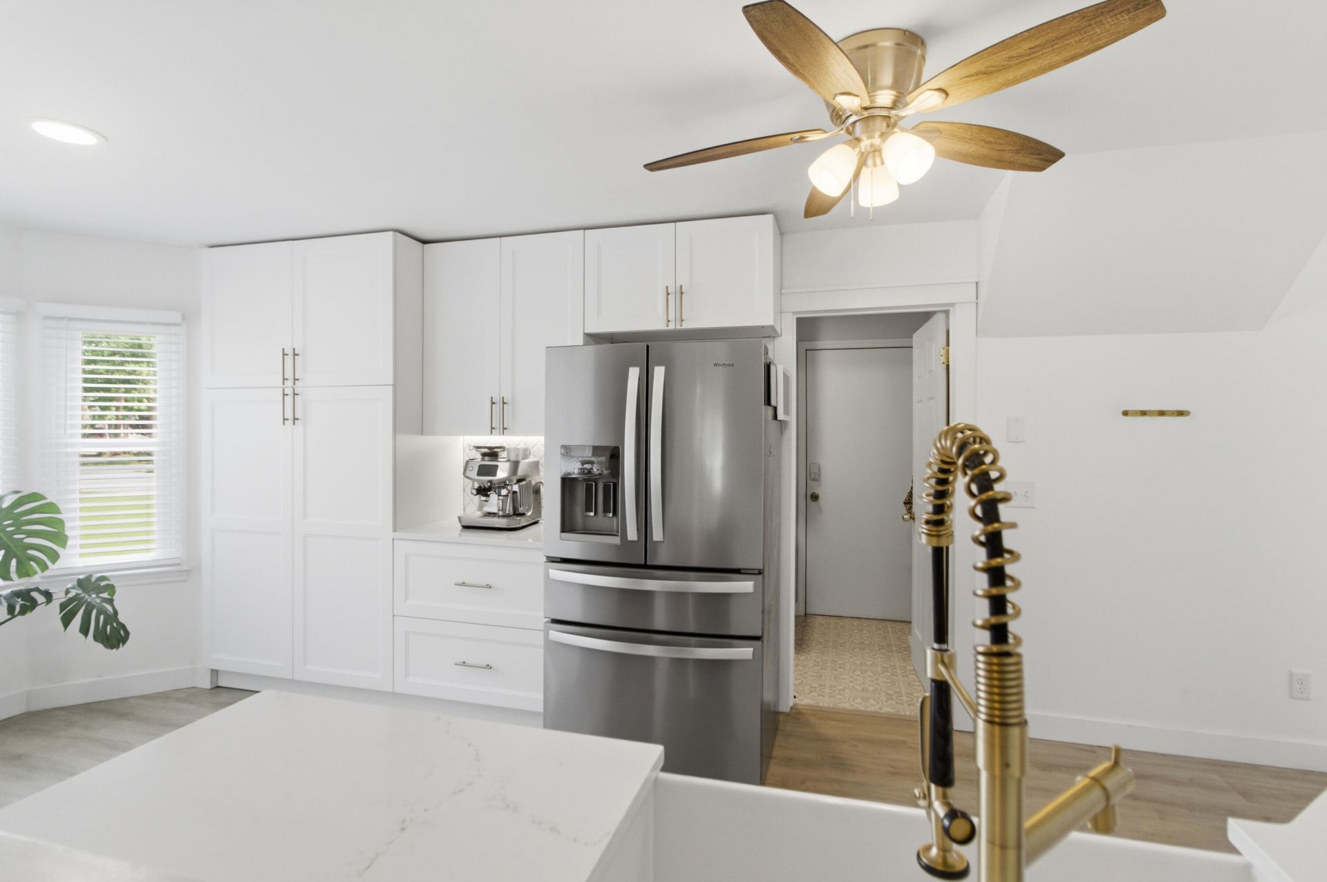 41 N Basilica Avenue Photo 13