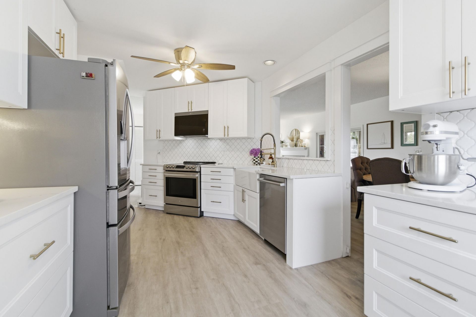 41 N Basilica Avenue Photo 19